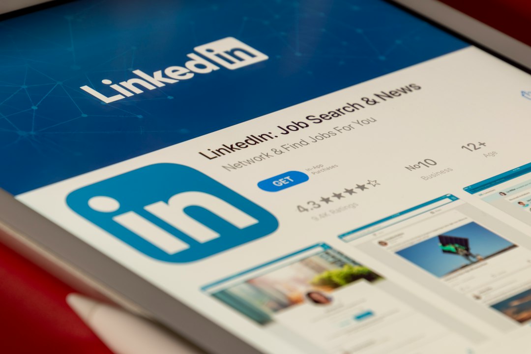 Sales team collaborating on LinkedIn outreach strategy