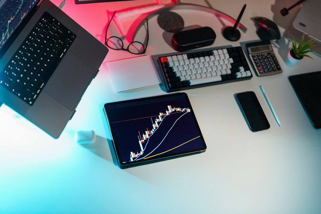 Comparison of SaaS growth metrics and revenue benchmarks