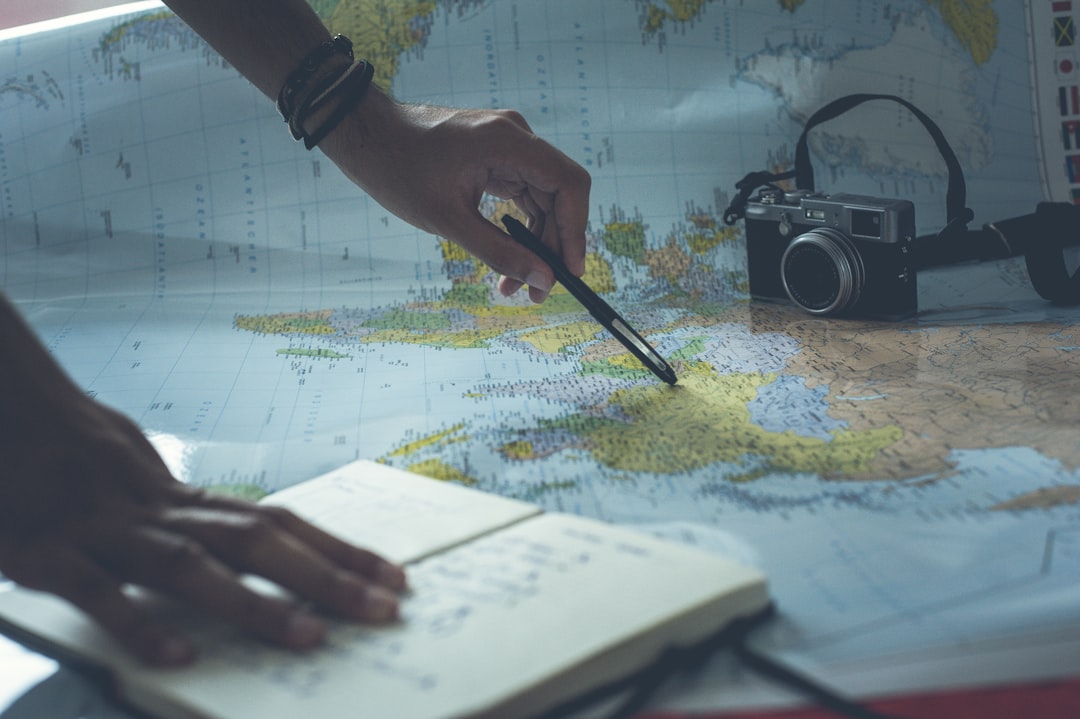 Travel advisor meeting a couple to discuss a custom vacation plan